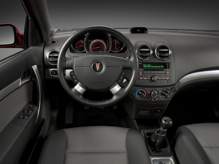  Pontiac G3 2008 года  (фото 3 из 23)